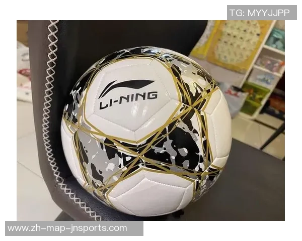 远景足球:探索未来足球发展的新趋势与新机遇